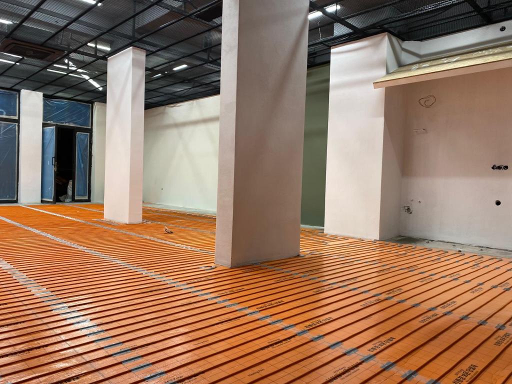 Kablolu elektrikli yerden ısıtma